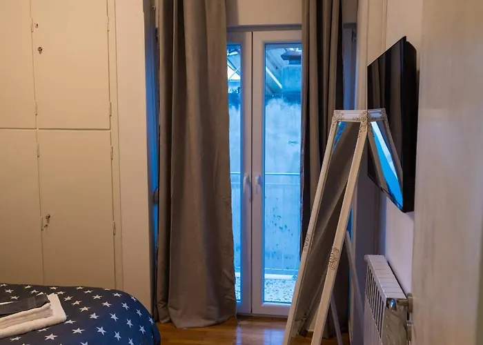 α residence * Βόλος