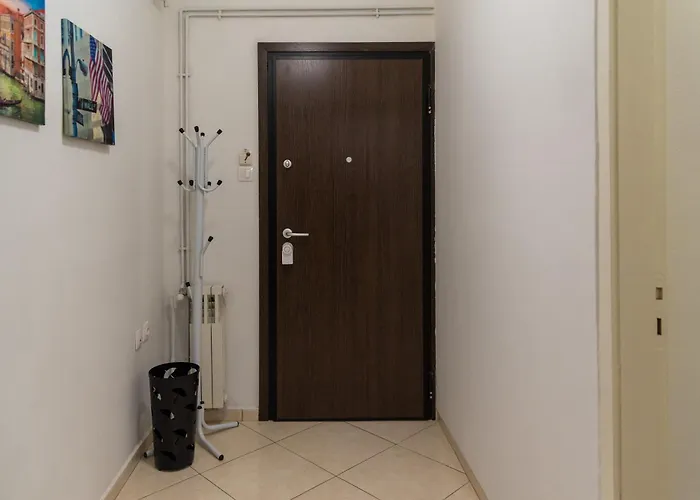 α residence * Βόλος